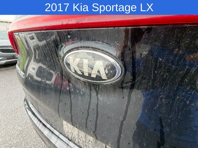 Thumbnail: 2017 Kia Sportage - 9
