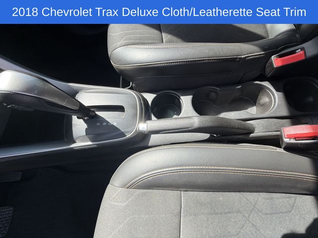 Thumbnail: 2018 Chevrolet Trax - 27