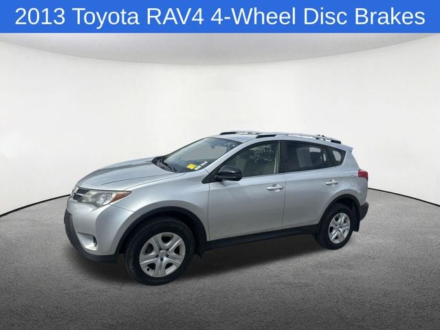 Thumbnail: 2013 Toyota RAV4 - 16