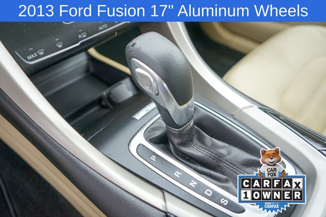 2013 Ford Fusion SE 28