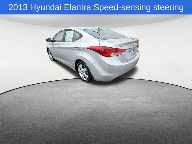 Thumbnail: 2013 Hyundai Elantra - 14