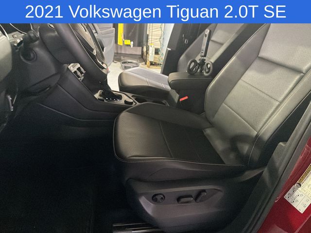 Thumbnail: 2021 Volkswagen Tiguan - 20