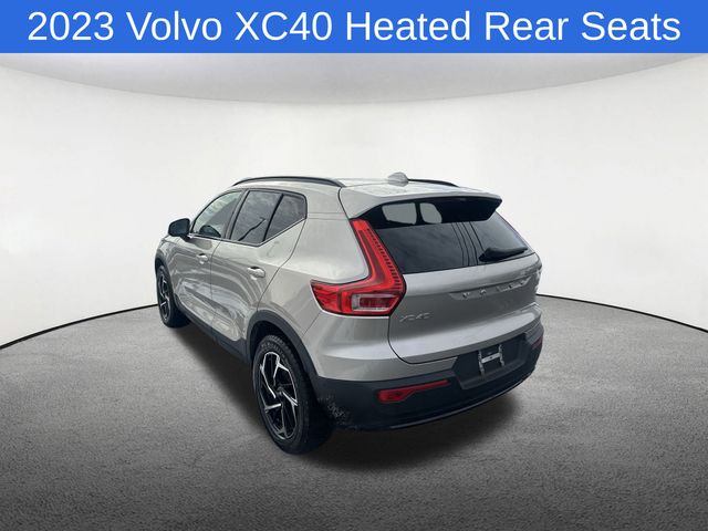 Thumbnail: 2023 Volvo XC40 - 13