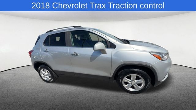 Thumbnail: 2018 Chevrolet Trax - 10