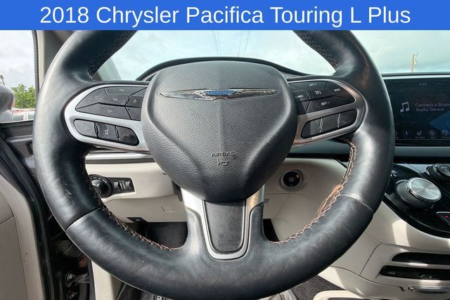 Thumbnail: 2018 Chrysler Pacifica - 16