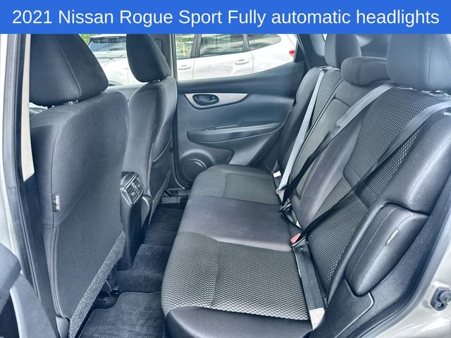 Thumbnail: 2021 Nissan Rogue Sport - 22