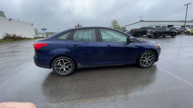 Thumbnail: 2017 Ford Focus - 10