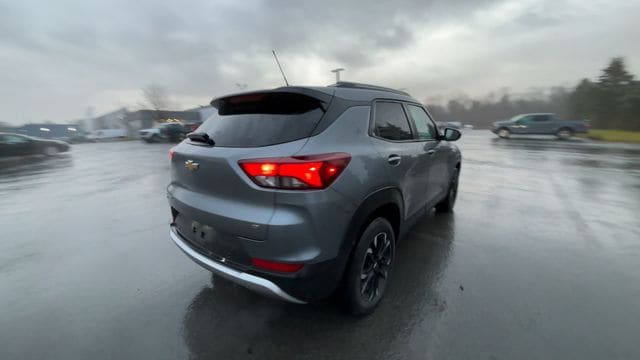 Thumbnail: 2021 Chevrolet TrailBlazer - 8