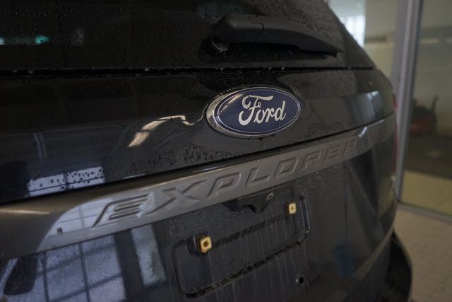 Thumbnail: 2017 Ford Explorer - 13
