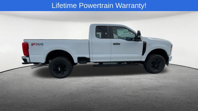 Thumbnail: 2026 Ford F-250 - 9