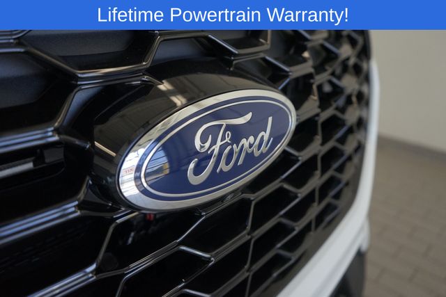 Thumbnail: 2025 Ford Explorer - 18