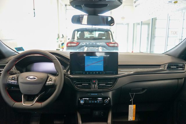 Thumbnail: 2025 Ford Escape - 27
