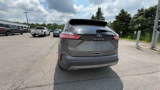 Thumbnail: 2022 Ford Edge - 8