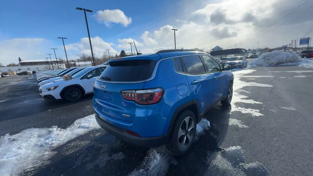 Thumbnail: 2018 Jeep Compass - 9