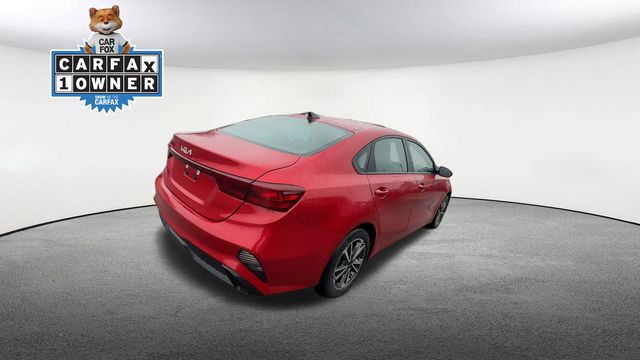 Thumbnail: 2023 Kia Forte - 9