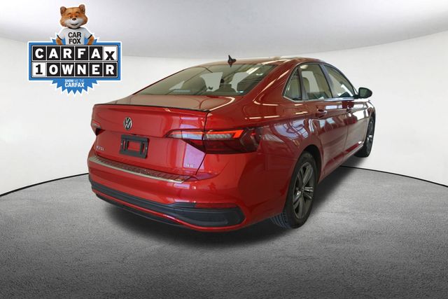 Thumbnail: 2023 Volkswagen Jetta - 14