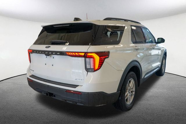2025 Ford Explorer Active 7
