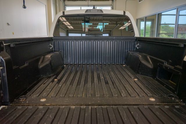 Thumbnail: 2021 Toyota Tacoma - 14
