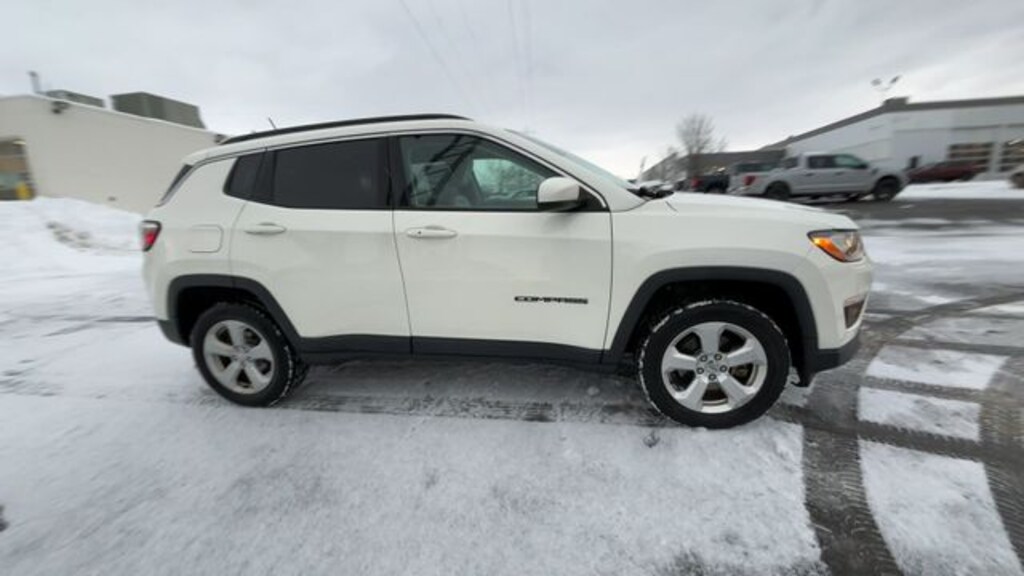 Used 2018 Jeep Compass Latitude SUV