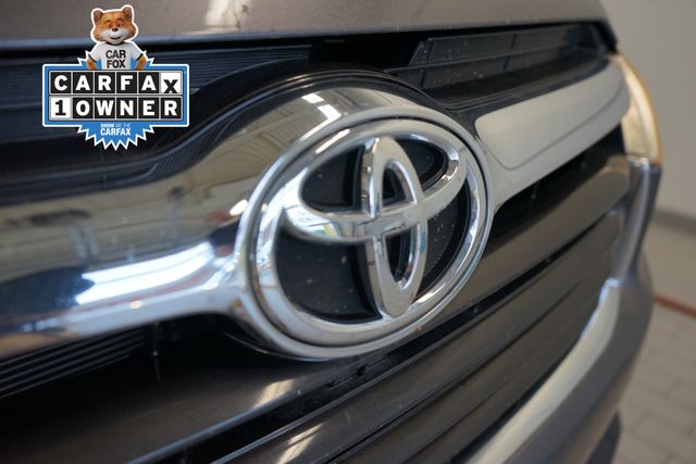 Thumbnail: 2016 Toyota Highlander - 17