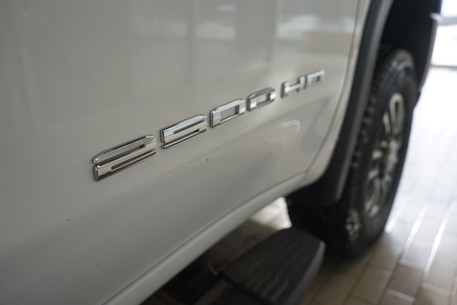 Thumbnail: 2021 GMC Sierra 2500 - 15