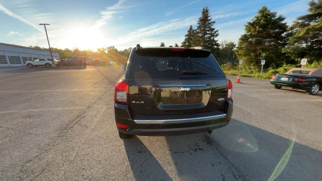 Thumbnail: 2015 Jeep Compass - 8
