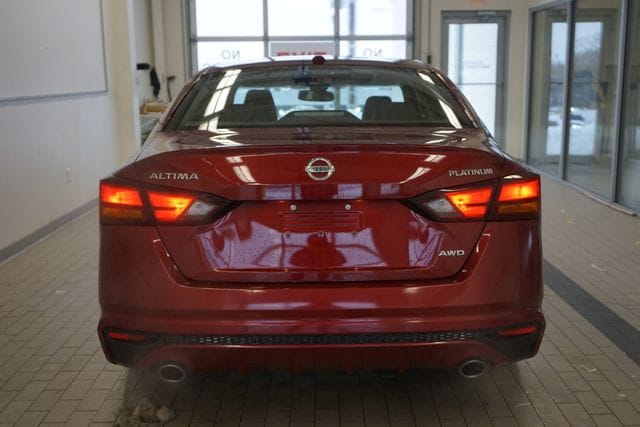 Thumbnail: 2019 Nissan Altima - 3