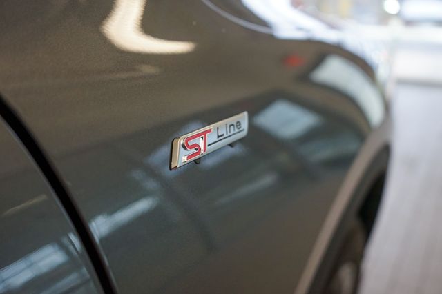 Thumbnail: 2025 Ford Escape - 8