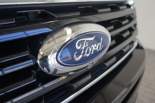 Thumbnail: 2019 Ford Expedition - 18