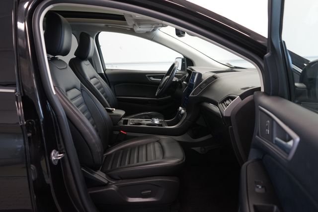 Thumbnail: 2022 Ford Edge - 33