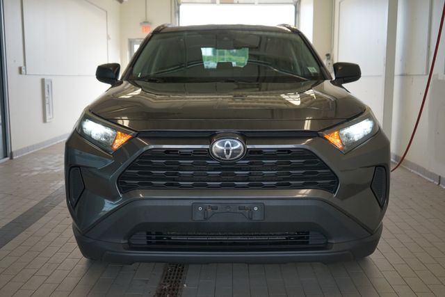 Thumbnail: 2020 Toyota RAV4 - 16