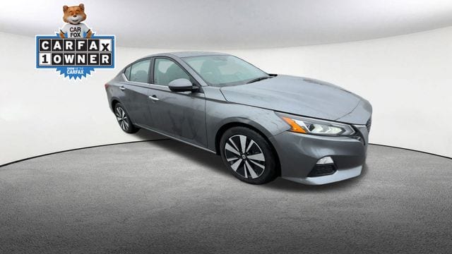 Thumbnail: 2022 Nissan Altima - 2