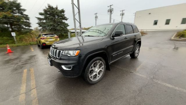 Thumbnail: 2018 Jeep Grand Cherokee - 5