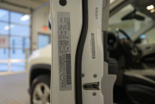 Thumbnail: 2018 Jeep Compass - 20