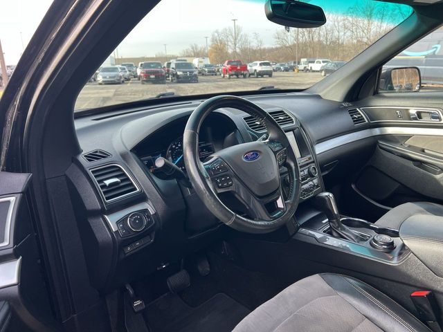 Thumbnail: 2017 Ford Explorer - 11