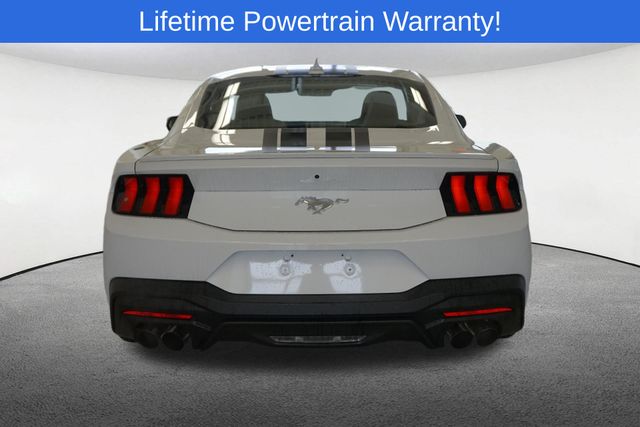Thumbnail: 2025 Ford Mustang - 12