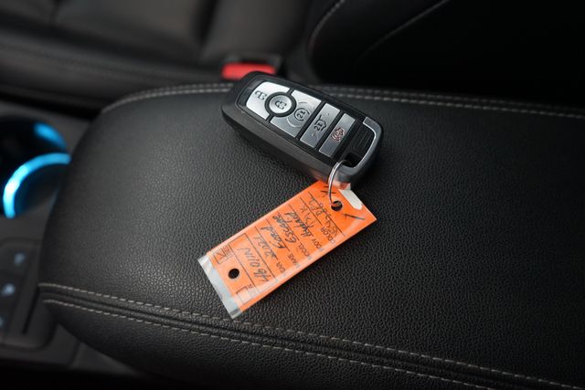 Thumbnail: 2021 Ford Escape - 18