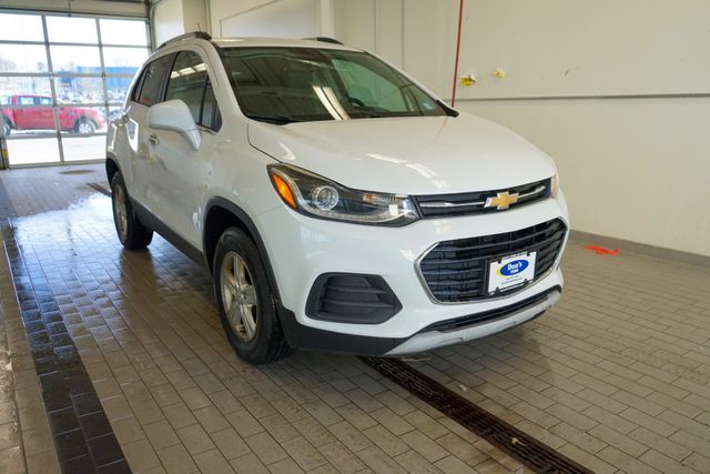 Thumbnail: 2018 Chevrolet Trax - 18