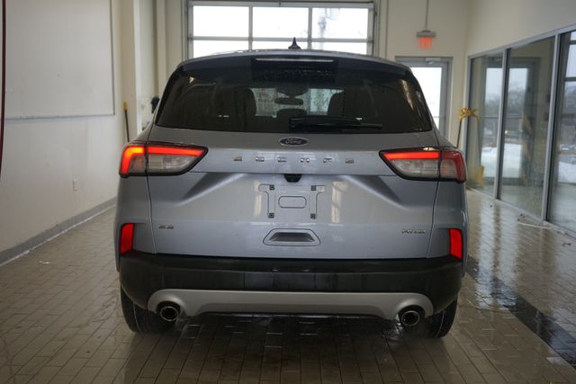 Thumbnail: 2022 Ford Escape - 12