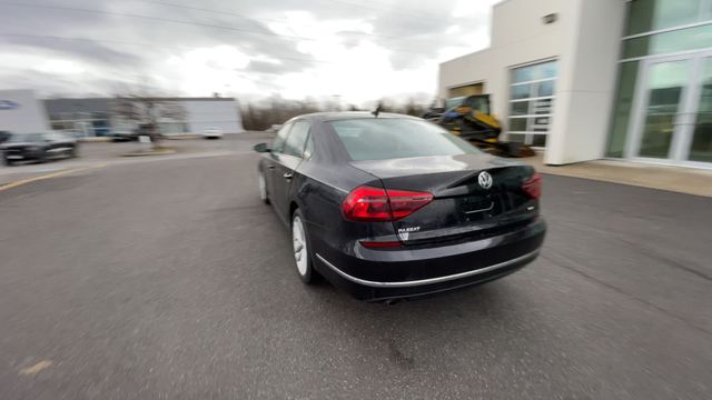Thumbnail: 2019 Volkswagen Passat - 7