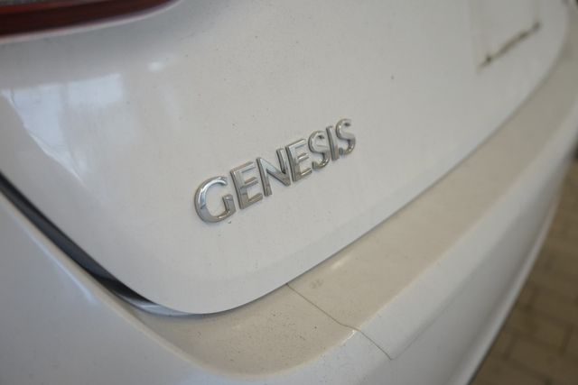 Thumbnail: 2015 Hyundai Genesis - 13
