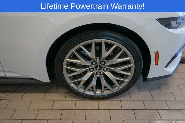 Thumbnail: 2025 Ford Mustang - 7