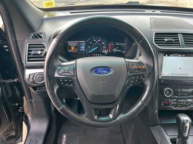 Thumbnail: 2017 Ford Explorer - 21