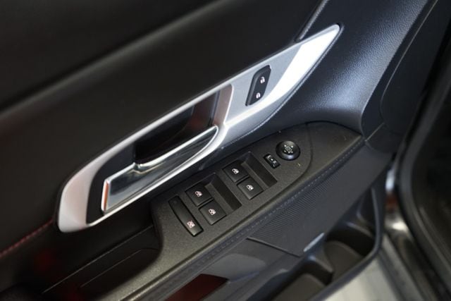 Thumbnail: 2016 GMC Terrain - 19