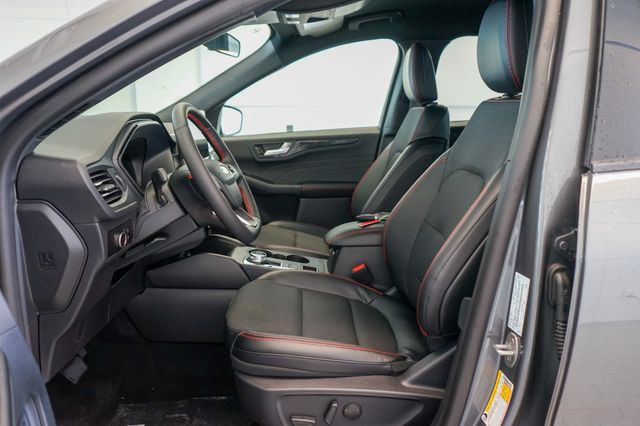 Thumbnail: 2025 Ford Escape - 15