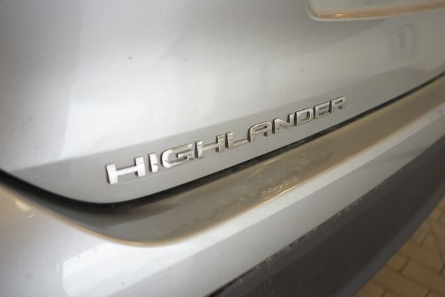 2021 Toyota Highlander XLE 12