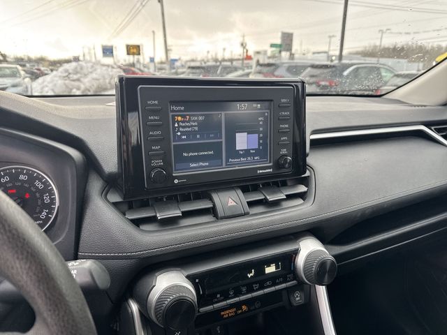 Thumbnail: 2021 Toyota RAV4 - 23