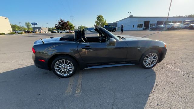 Thumbnail: 2019 Fiat 124 Spider - 10