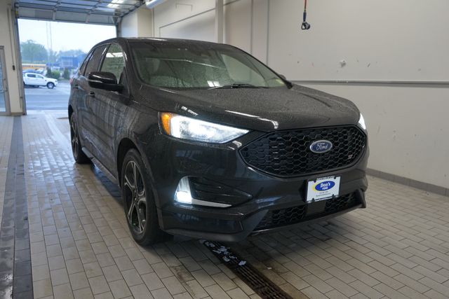 Thumbnail: 2020 Ford Edge - 17
