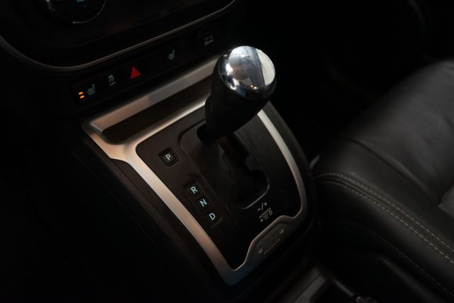 Thumbnail: 2015 Jeep Compass - 25